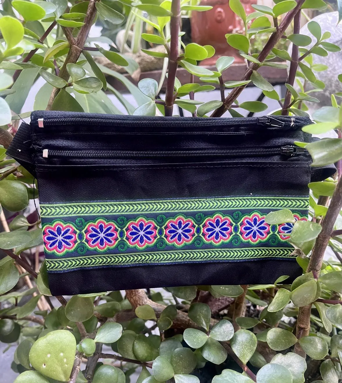 Hmong Passport Holder